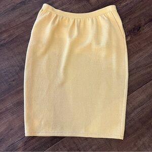 St John Santana Knit Pull-On Pencil Skirt with pockets Yellow Size 8 made in USA